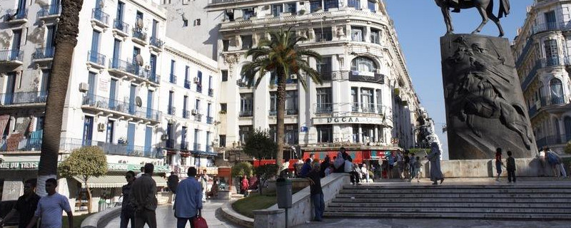 阿尔及利亚属于哪个洲