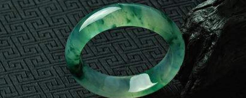 翡翠的种水是表示什么的?