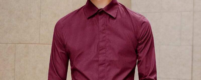 夏天结婚新郎怎么穿